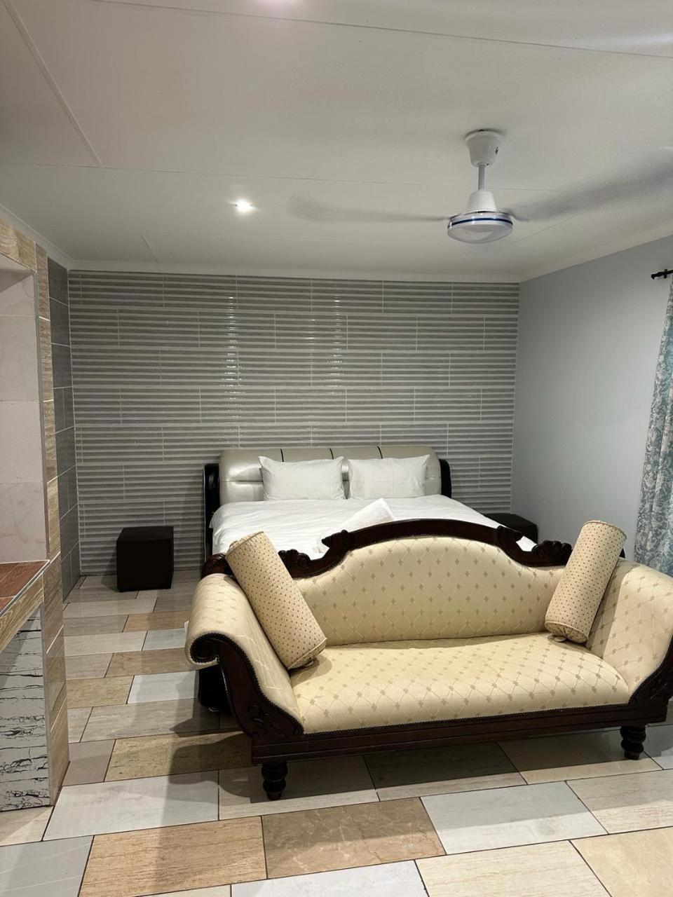 Eagles View Kungwini Otel Bronkhorstspruit Dış mekan fotoğraf