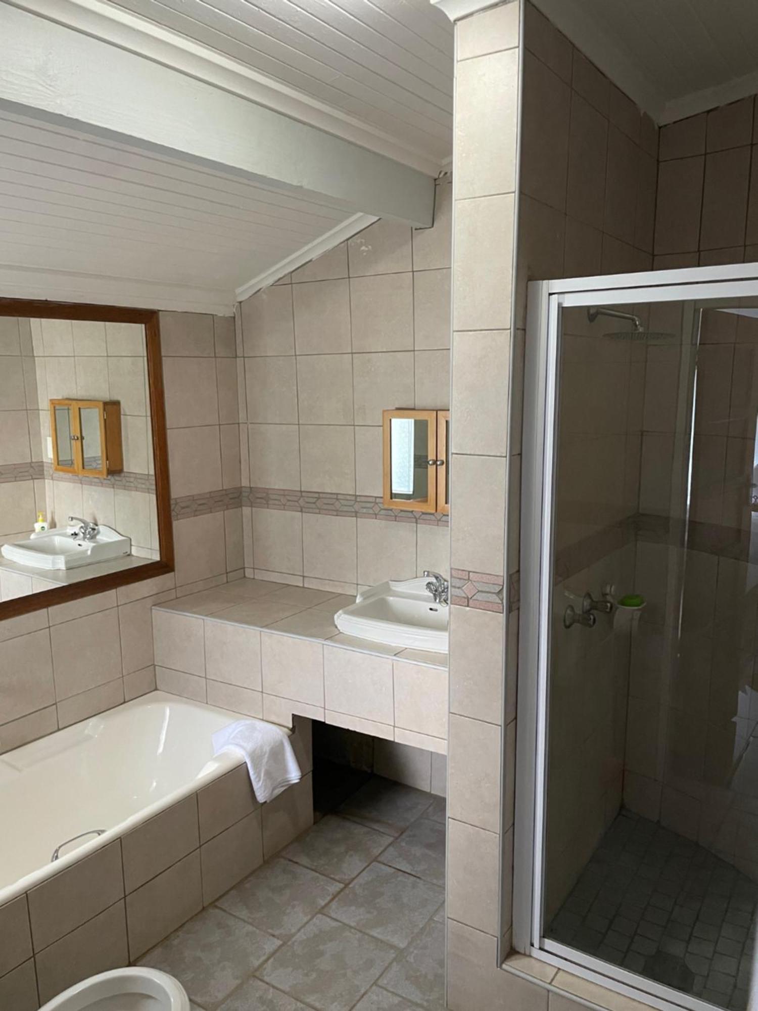 Eagles View Kungwini Otel Bronkhorstspruit Dış mekan fotoğraf