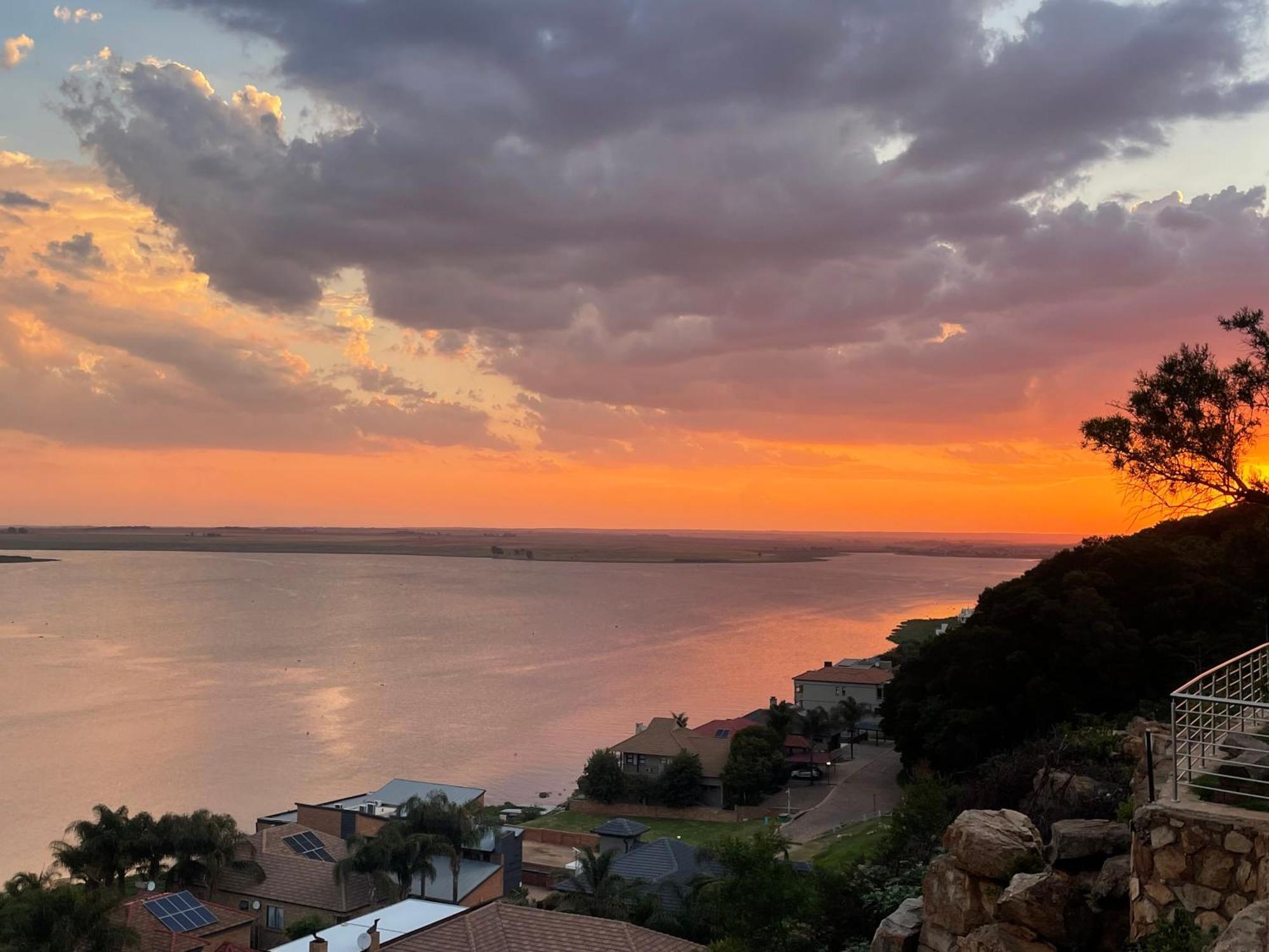 Eagles View Kungwini Otel Bronkhorstspruit Dış mekan fotoğraf
